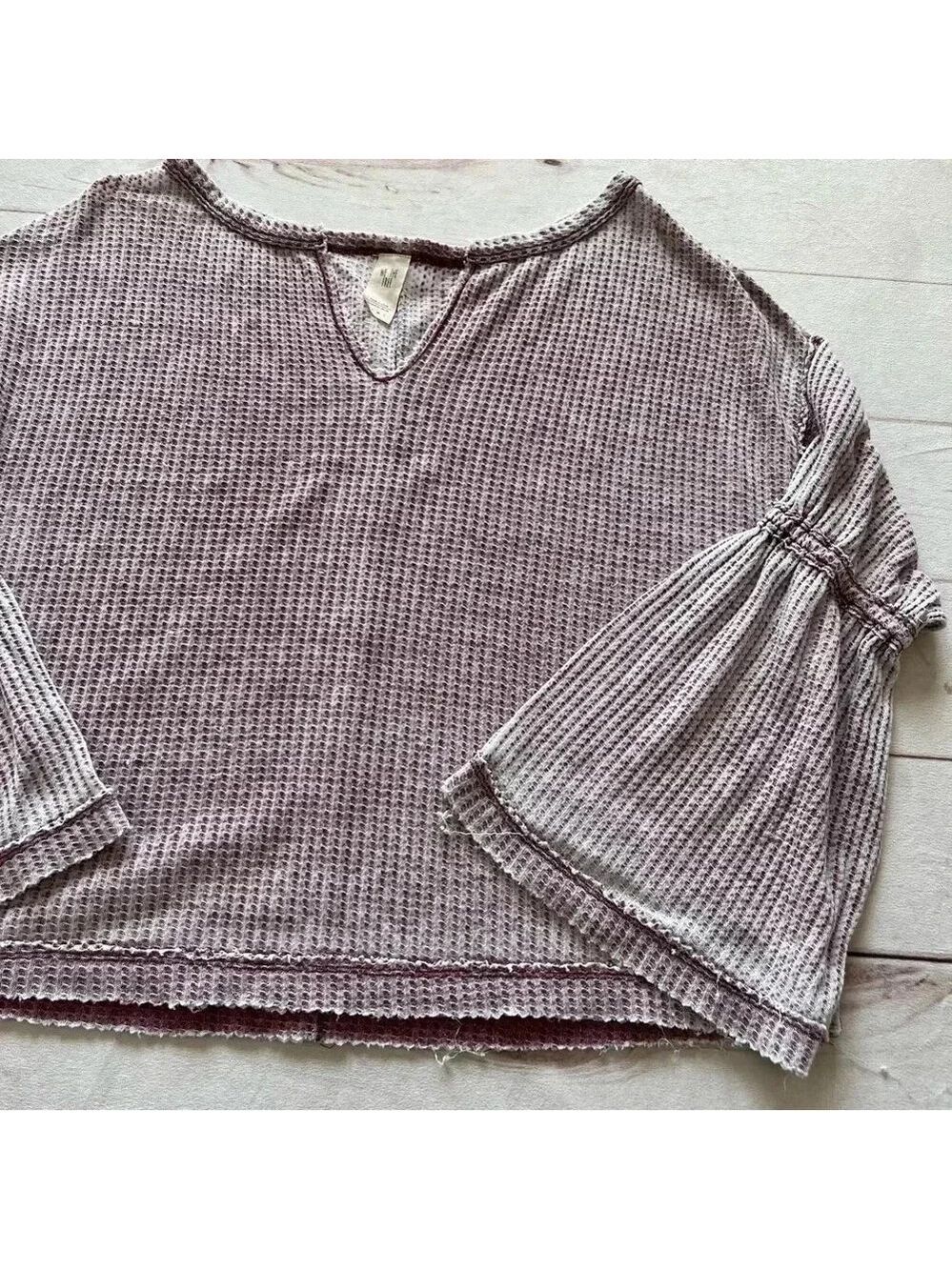 WE The Free Free People Womens XS Lavender Long Flare Thermal Sleeve Sh… - Picture 4 of 7